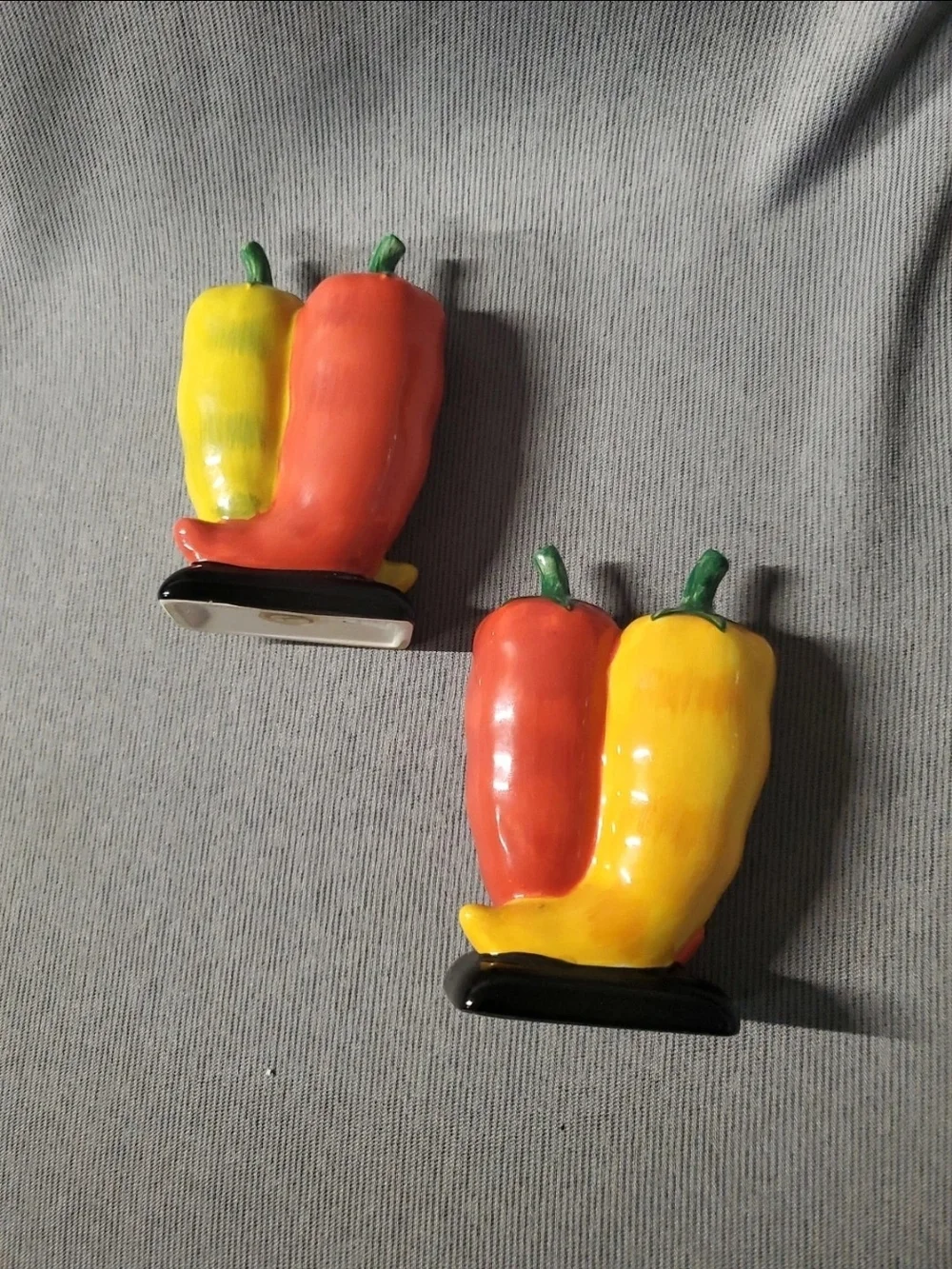 Ceramic Chili Pepper Salt and Pepper Shakers - Red and Yellow